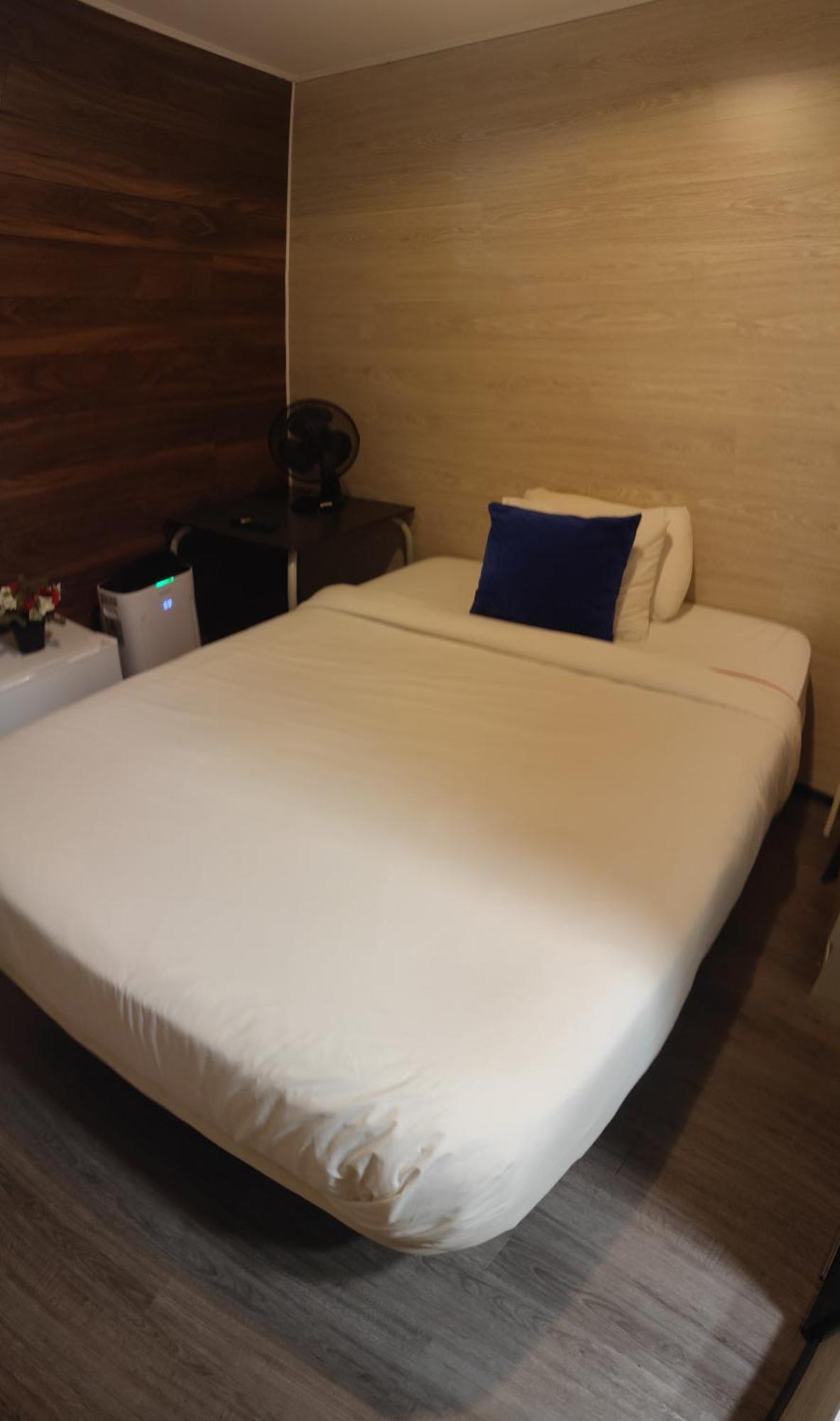 4Sleep Guest House Lisbon Exterior photo